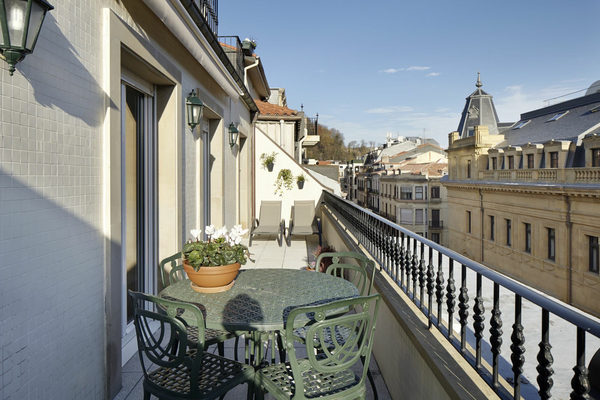 Appartement Garibay Terrace By Feelfree